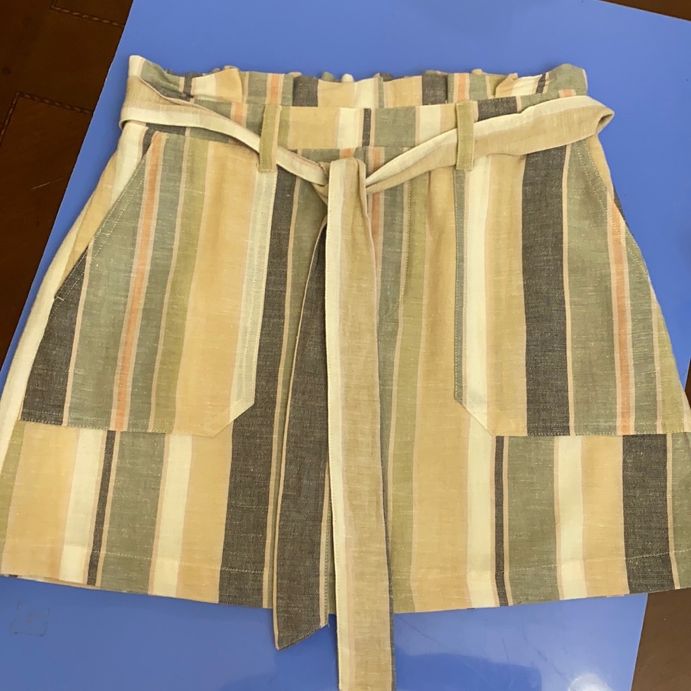 AE skirt. Worn once.